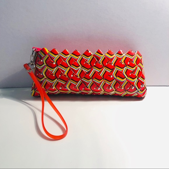 Ecoist Red Candy Wrapper Clutch Wristlet Handbag - Picture 3 of 10